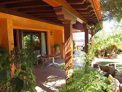 Casa Estilo Colonial Cho